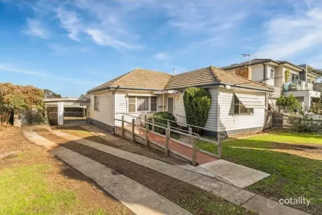 7 Fawkner St, Sunshine North, VIC 3020