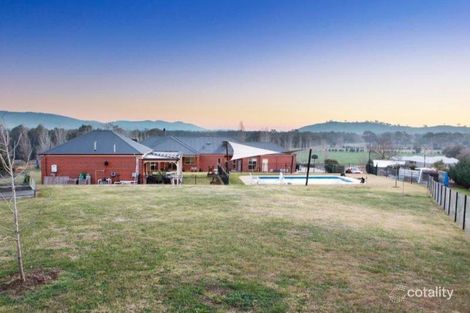 Property photo of 10 Griffith Drive Splitters Creek NSW 2640