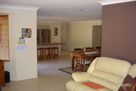 Property photo of 3 Carlisle Row Fishing Point NSW 2283