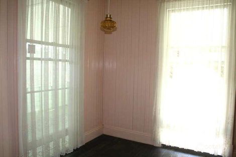 Property photo of 16 Dewar Terrace Sherwood QLD 4075