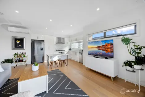 Property photo of 1 Serenity Close Kilsyth VIC 3137