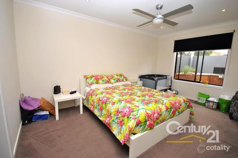 Property photo of 2/59 Fairholme Boulevard Berwick VIC 3806