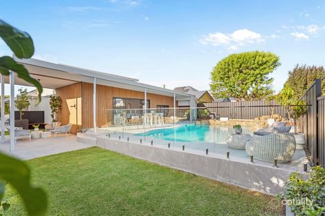 26 Mengler Ave, Claremont, WA 6010