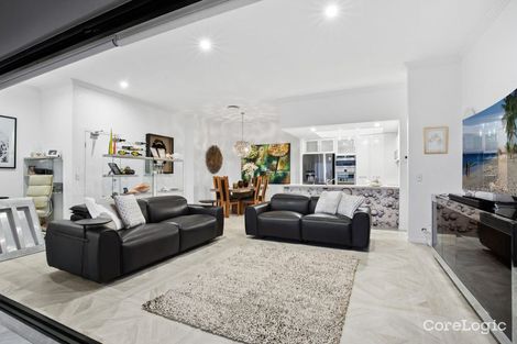 Property photo of 11/36-38 Oatland Esplanade Runaway Bay QLD 4216