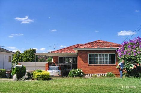 Property photo of 38 Collins Crescent Yagoona NSW 2199