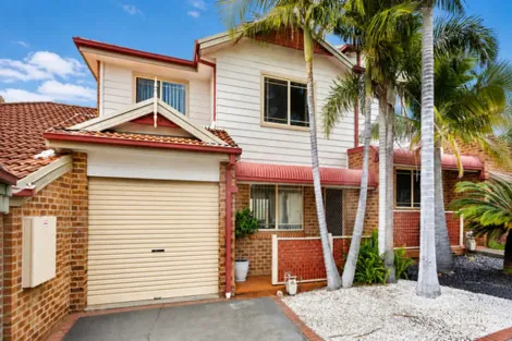 14/82-88 Daintree Dr, Albion Park, NSW 2527