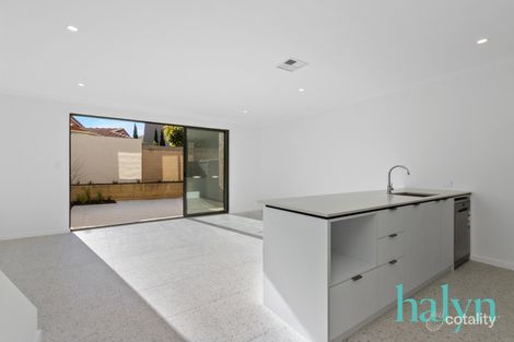 19 Penzance Cct, Glendalough, WA 6016