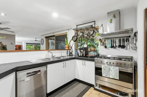 Property photo of 7 Burham Court Marangaroo WA 6064