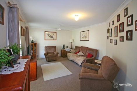 Property photo of 5 Park Close Hillcrest QLD 4118