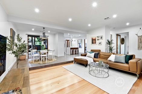 Property photo of 7 Jindalee Avenue Yallambie VIC 3085