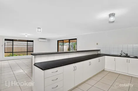 Property photo of 18 Charta Circuit Smithfield SA 5114