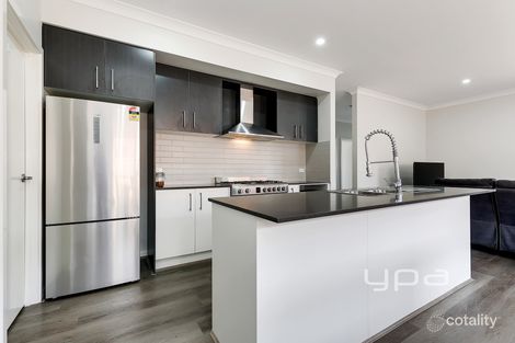 Property photo of 19 Camrose Street Mickleham VIC 3064