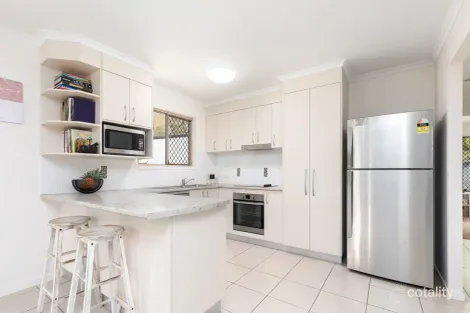 Property photo of 110 Bradman Way Urangan QLD 4655