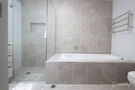 1 Kingsbury Rd, Edmondson Park, NSW 2174