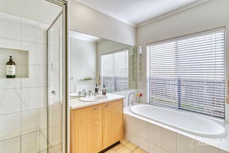 Property photo of 5 Bracken Place Lyndhurst VIC 3975