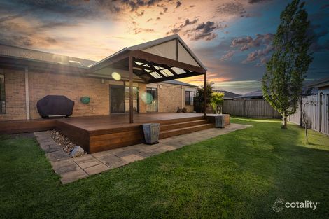 Property photo of 5 Bracken Place Lyndhurst VIC 3975