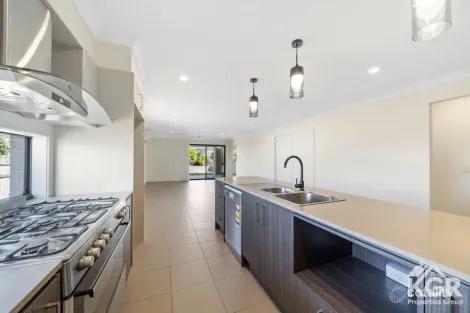 Property photo of 72 Skyblue Circuit Yarrabilba QLD 4207