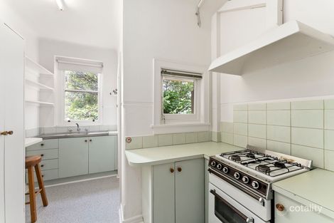 Property photo of 10/2 Jessamine Avenue Prahran VIC 3181
