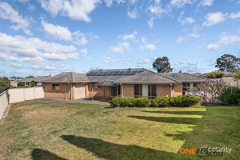 Property photo of 5 Edna Close Hunterview NSW 2330