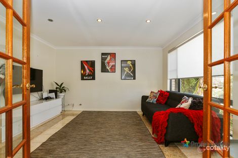 Property photo of 11 Masters Place Marangaroo WA 6064