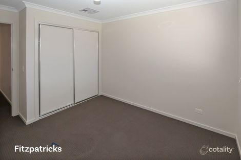 Property photo of 7 Chipp Place Lloyd NSW 2650