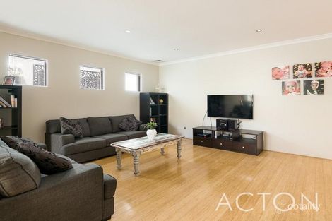Property photo of 1 Ringmer Way Westminster WA 6061