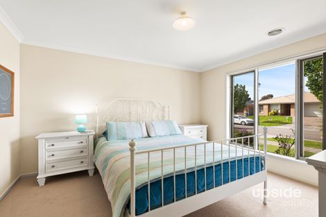 Property photo of 12 Tipperary Way Cranbourne East VIC 3977