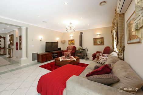 Property photo of 27 Liviana Drive Rowville VIC 3178