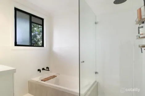Property photo of 5/232-234 Princes Highway Bulli NSW 2516