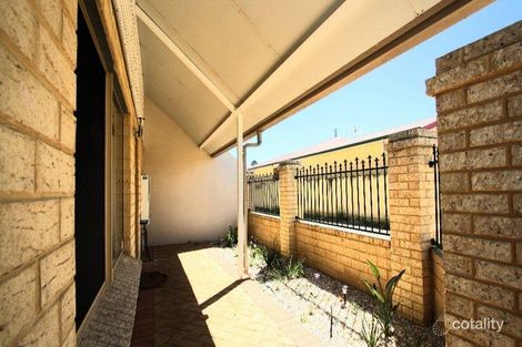 Property photo of 136C Centre Street Queens Park WA 6107