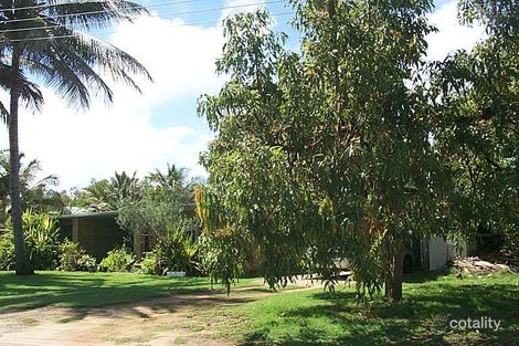 2 Belbin St, Blacks Beach, QLD 4740