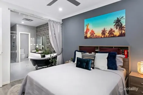 Property photo of 14 Hausfield Street Tallawong NSW 2762