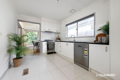 Property photo of 53 Blazey Road Croydon South VIC 3136