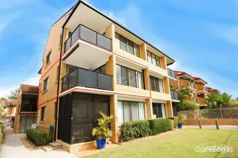 Property photo of 4/4 Broad Street Labrador QLD 4215