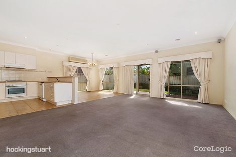 Property photo of 21 Clarendon Wynd Caroline Springs VIC 3023