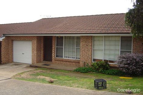 Property photo of 1/6 Bensley Road Macquarie Fields NSW 2564