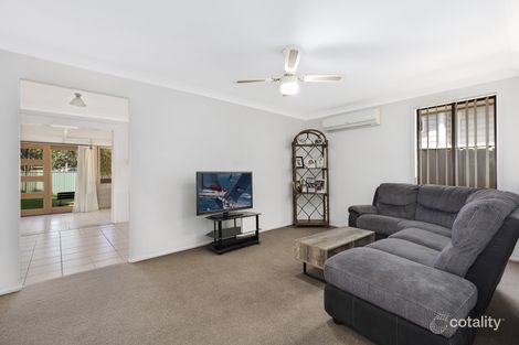 Property photo of 4 Canberry Close Buff Point NSW 2262