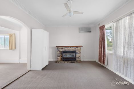 Property photo of 3 Jeffers Street Noble Park VIC 3174