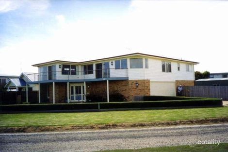 Property photo of 103 Lewis Street Port Welshpool VIC 3965