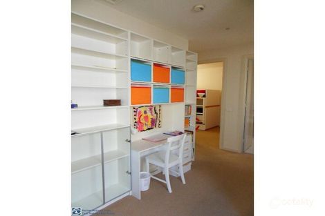 Property photo of 26 Garnsworthy Place Newport VIC 3015