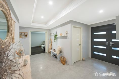 Property photo of 41 Jinatong Loop Dawesville WA 6211