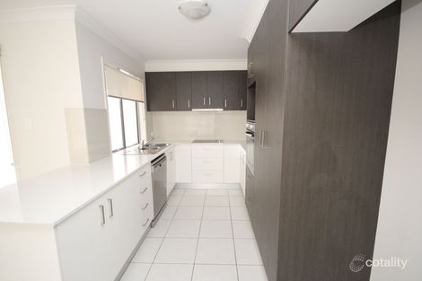 Property photo of 31 Oakmoss Drive Springfield Lakes QLD 4300