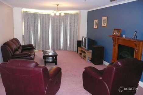 Property photo of 30 Laburnum Drive Greenwith SA 5125