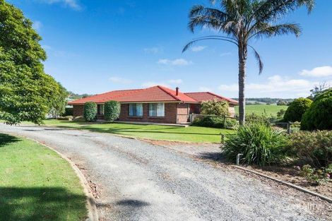 260 Whites Rd, Flaxley, SA 5153