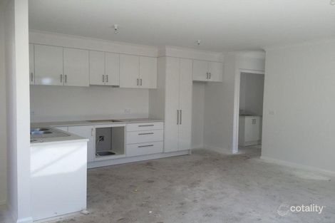 15 Rose Dr, Doveton, VIC 3177