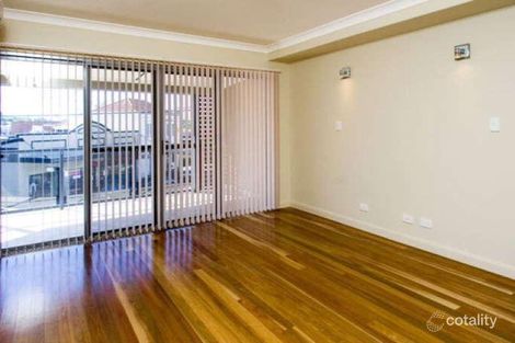 Property photo of 4/252 Given Terrace Paddington QLD 4064