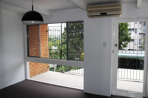Property photo of 2/23 Hobbs Street Auchenflower QLD 4066