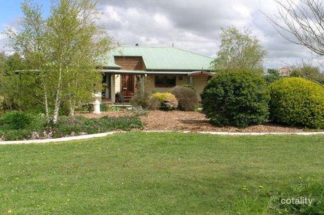 559 Ross Creek-Haddon Rd, Haddon, VIC 3351