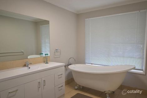 Property photo of 8 Madeline Street Hill Top NSW 2575