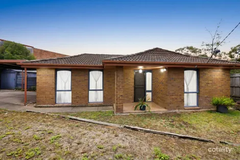 4 MELBA AVE, SUNBURY, VIC 3429